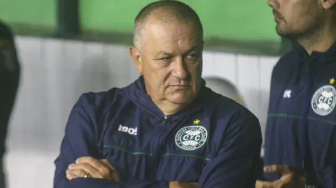 James Freitas vai para mais uma partida à frente do Coritiba - Foto: Gabriel Rosa Machado/AGIF