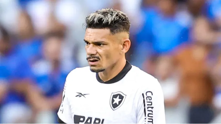 Tiquinho entra na mira do Antalyaspor, da Turquia.