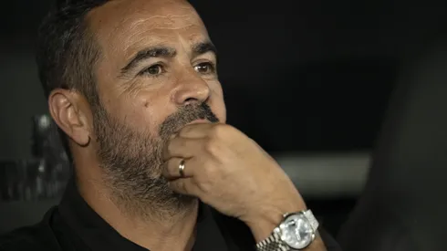 Artur Jorge durante confronto contra a LDU na Libertadores.