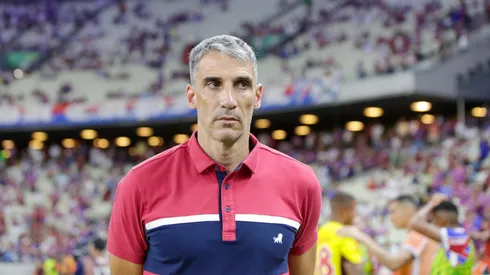 Vojvoda treina o Fortaleza desde 2021 – Foto: Lucas Emanuel/AGIF