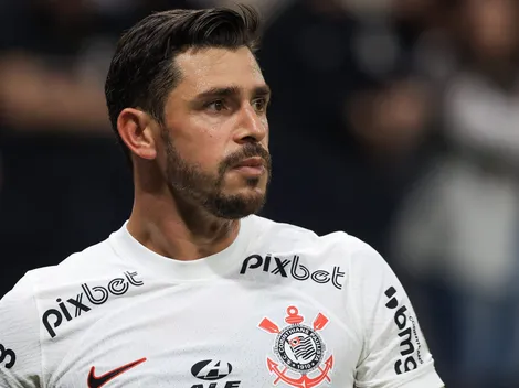 Corinthians e Giuliano chegam a acordo por direitos de imagem atrasados