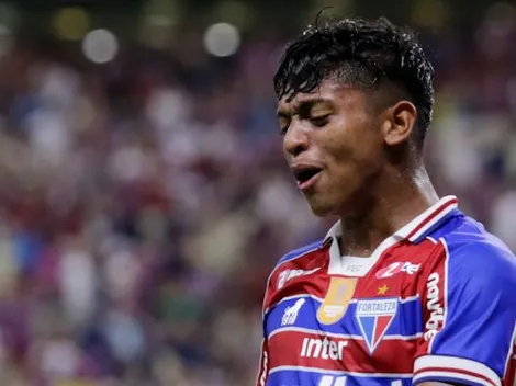 Vojvoda defende Kervin após jogador perder gol contra o Vasco: “Tem personalidade”