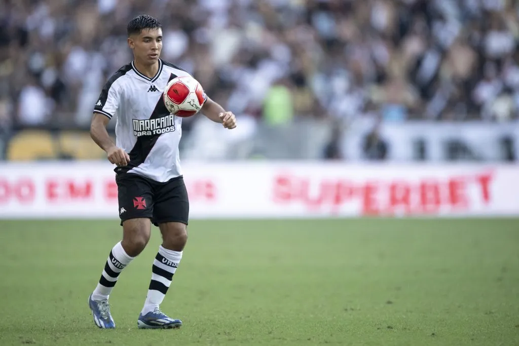 Sforza deve substituir Hugo Moura – Foto: Jorge Rodrigues/AGIF.