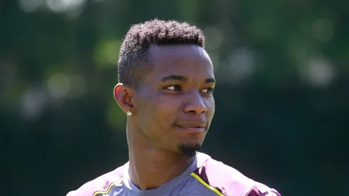 Thiago Mendes interessa ao Cruzeiro.