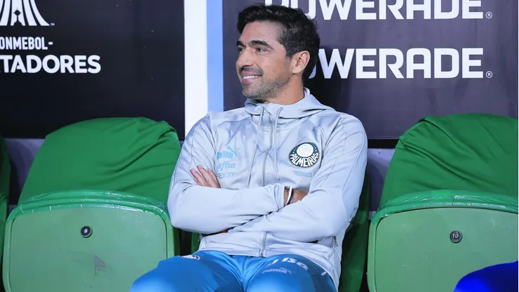 Abel Ferreira agora vai dispor de várias alternativas em suas escalações no Palmeiras.
