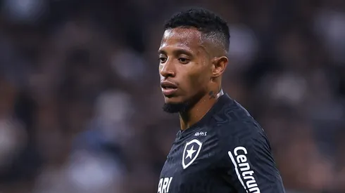 Tche Tche jogador do Botafogo durante partida contra o Corinthians na Arena Corinthians pelo campeonato Brasileiro A 2023.