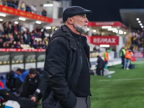 Novo treinador do Vasco, Álvaro Pacheco ganha premiação no Campeonato Português