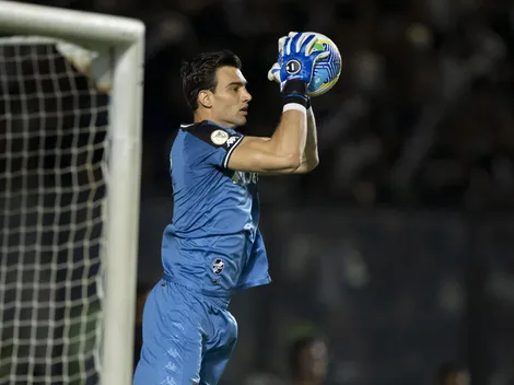 Jornalista 'crava' destino de Léo Jardim e 'ferve' no Vasco