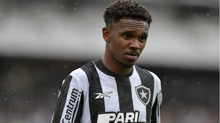Jeffinho jogador do Botafogo durante partida contra o Sampaio Correa no estadio Engenhao pelo campeonato Carioca 2024.