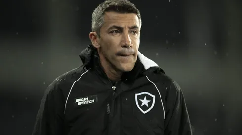 Bruno Lage durante confronto contra o Goiás no Campeonato Brasileiro de 2023.