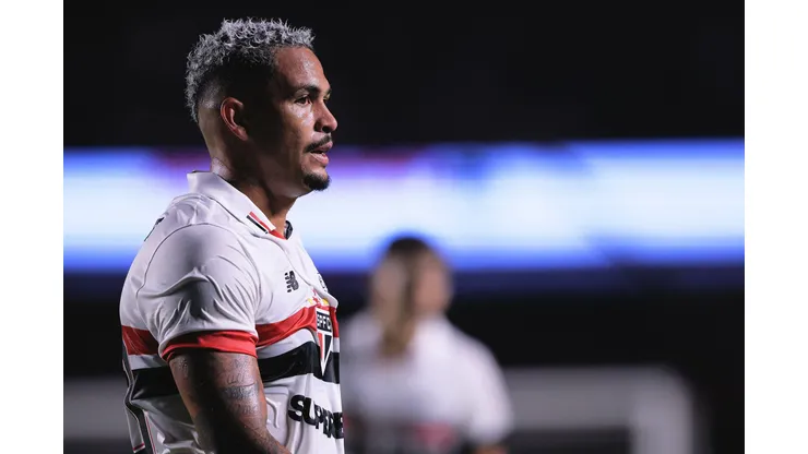 Luciano jogador do São Paulo