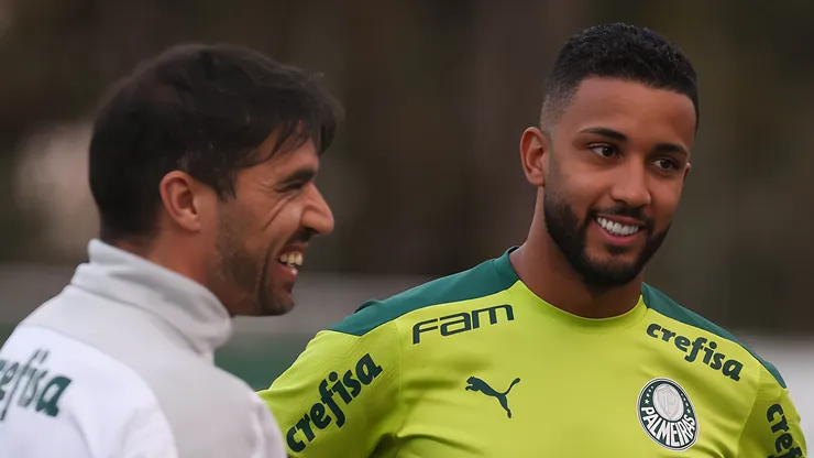 O jogador Jorge, da SE Palmeiras, durante treinamento, na Academia de Futebol. Atleta brilhou pela Série B.