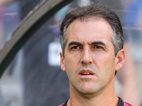 Após demissão de Léo Condé, Vitória deseja contratar Thiago Carpini