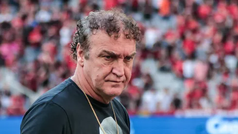 Cuca tem dor de cabeça para montar a equipe – Foto: Robson Mafra/AGIF