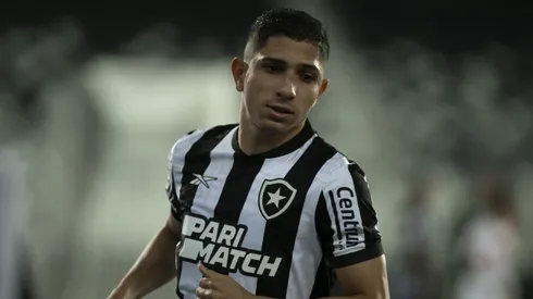 Savarino é um dos principais nomes tanto no Botafogo quanto na Venezuela.