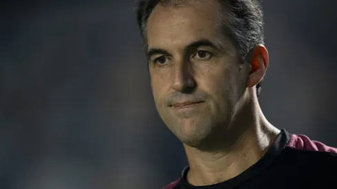 Leo Conde tecnico do Vitoria durante partida contra o Vasco no estadio Sao Januario pelo campeonato Brasileiro A 2024. Jorge Rodrigues/AGIF
