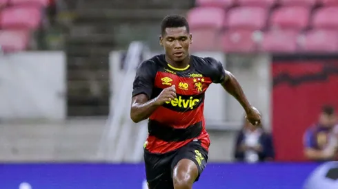 Nassom jogador do Sport durante partida contra o Nautico no estadio Arena Pernambuco pelo campeonato Copa Do Nordeste 2024.