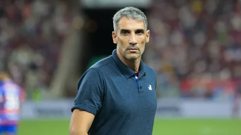 Vojvoda prepara a equipe contra o Botafogo - Foto: Lucas Emanuel/AGIF