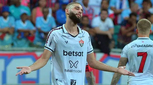 Wagner Leonardo, jogador do Vitoria lamenta durante partida contra o Bahia no estadio Arena Fonte Nova pelo campeonato Copa Do Nordeste 2024. Walmir Cirne/AGIF