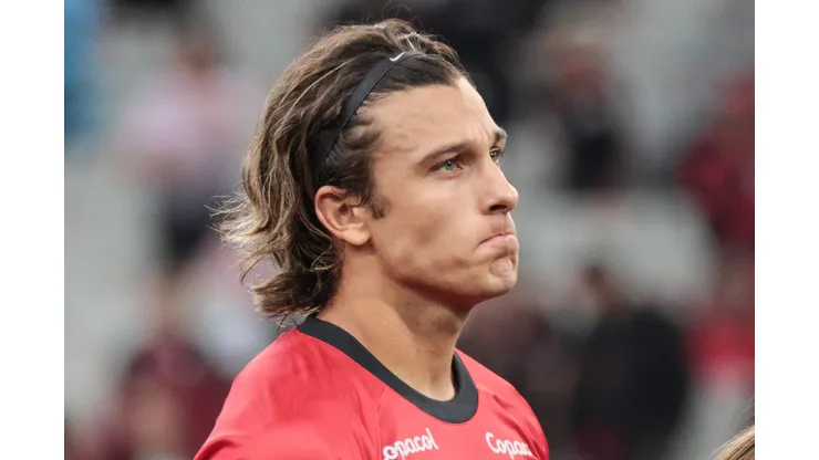 Canobbio durante confronto contra o Operário no Campeonato Paranaense 2024. Jogador teve sua situação atualizada.