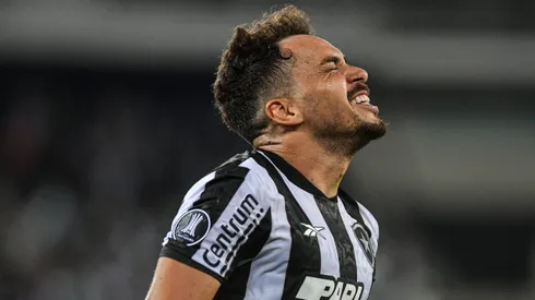 Eduardo atuando pelo Botafogo