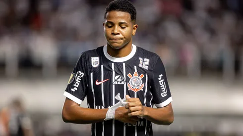 Wesley durante confronto contra o Santos no Campeonato Paulista.