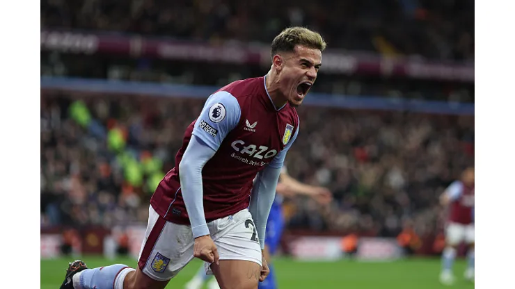 Philippe Cputinho, alvo do Cruzeiro, atuando no Aston Villa em 2023