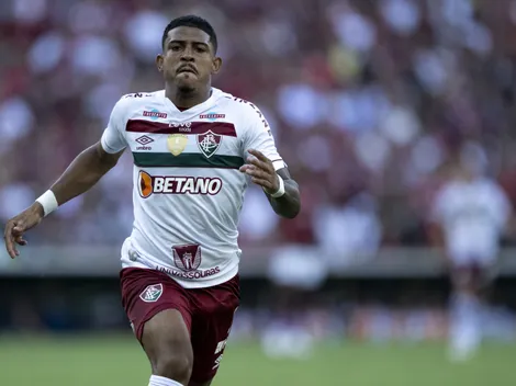 John Kennedy desperta atenção no mercado e faz Fluminense ir à público