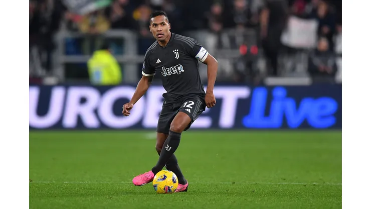 Alex Sandro interessa ao São Paulo. Foto: Valerio Pennicino/Getty Images