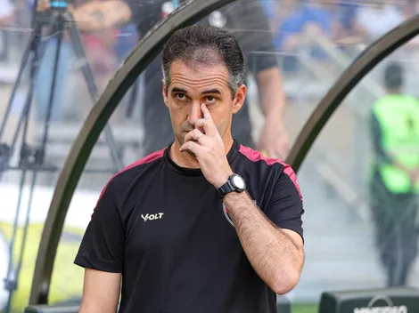 Léo Condé lamenta derrota do Vitória e defende Wagner Leonardo