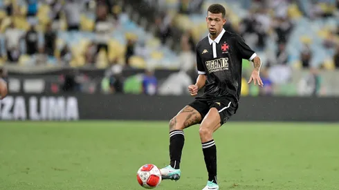 Joao Victor jogador do Vasco durante partida contra o Fluminense no estadio Maracana pelo campeonato Carioca 2024.