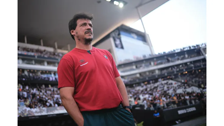 Fernando Diniz lamentou o empate - Foto: Ettore Chiereguini/AGIF