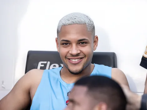 Notícia sobre Vitor Roque 'chega' ao Athletico-PR