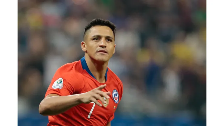 Alexis Sanchez é alvo do Grêmio - Foto: Marcello Zambrana/AGIF