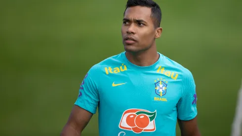 Treino da Seleção Brasileira na Granja Comary. Alex Sandro. Lateral já foi sondado e pode ir para o adversário. Lucas Figueiredo/CBF