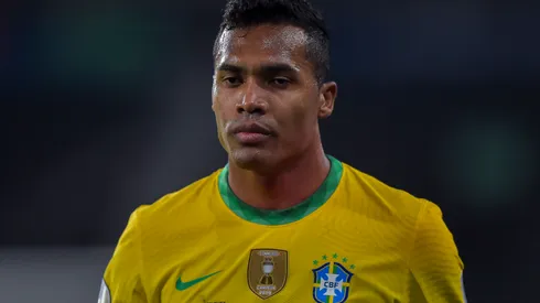 Alex Sandro interessa ao São Paulo. Foto: Thiago Ribeiro/AGIF