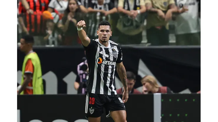 Paulinho é um dos destaques do ataque do Galo.