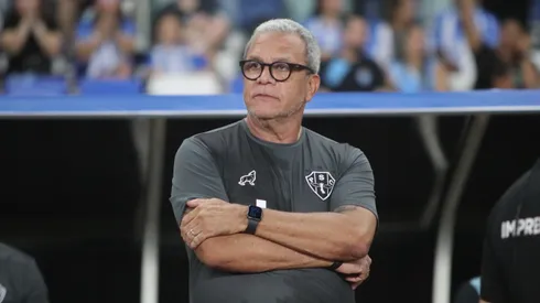 Helio dos Anjos tecnico do Paysandu durante partida contra o Remo no estadio Mangueirao pelo campeonato Copa Verde 2024. Fernando Torres/AGIF