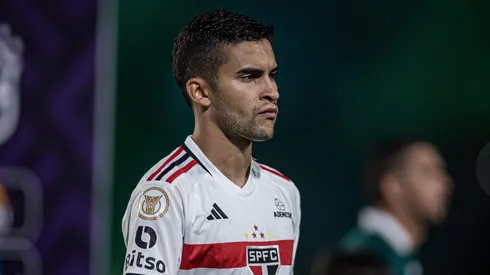 Nestor, jogador do São Paulo.