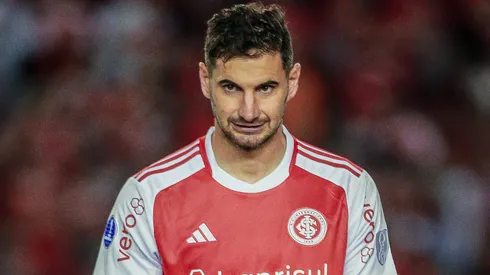 Lucas Alario durante confronto contra o Delfin na Copa Sul-Americana 2024.