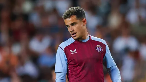 Coutinho durante partida pelo Aston Villa.