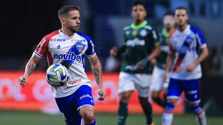 Sport quer e Fortaleza pode negociar Lucas Sasha (Imagem: Ettore Chiereguini/AGIF)