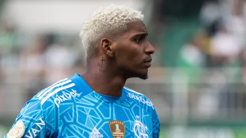 Hugo Souza renderá ao Flamengo.