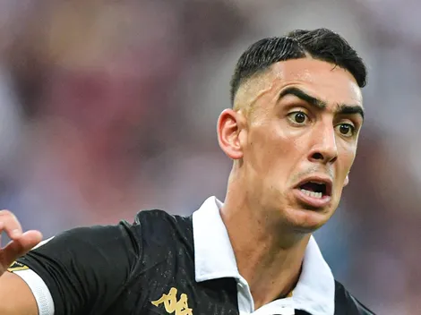 Rafael Paiva 'saca' Puma Rodríguez da partida contra o Botafogo