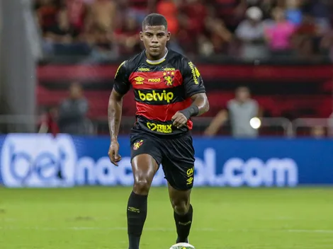 Bahia pode envolver Cicinho para fechar com jogador do Sport