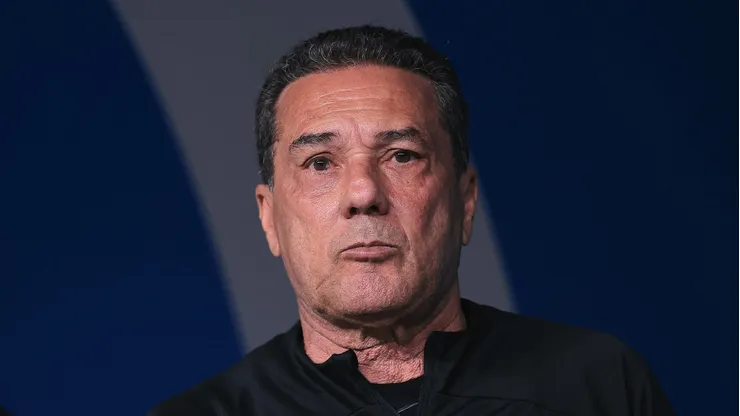 Luxemburgo opina sobre a seleção.
