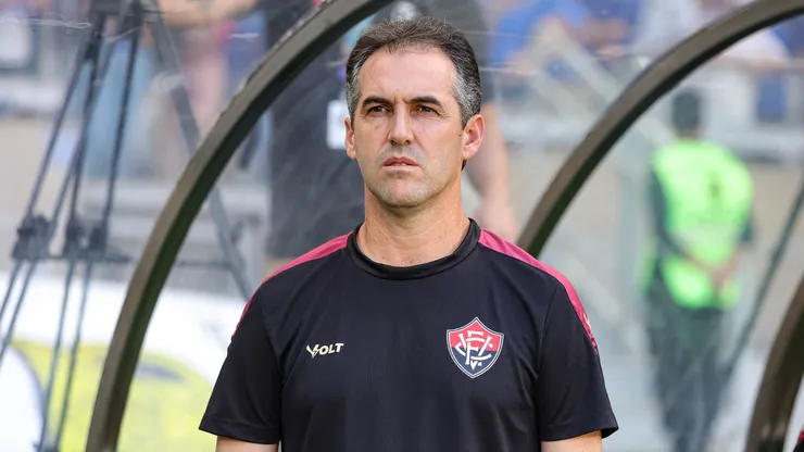 Léo Condé foi campeão da Série B em 2023 - Foto: Gilson Lobo/AGIF
