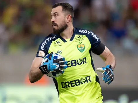 Walter fala sobre sondagem do Corinthians e elogia Matheus Donelli