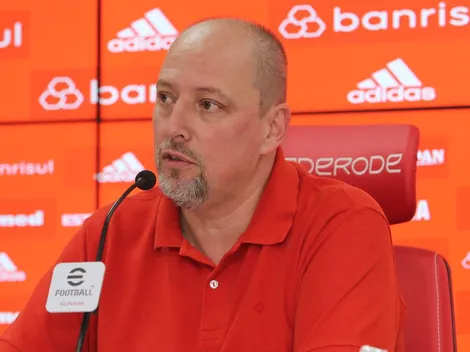 Barcellos decide agir e renova com +1 jogador no Internacional