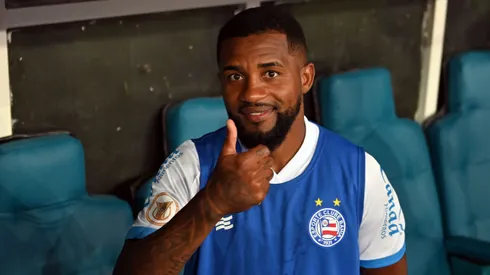 Sport abre negociações com Cicinho, do Bahia (Imagem: Walmir Cirne/AGIF)